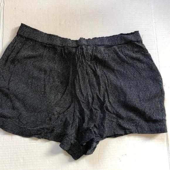 Far West Patterned Loose  Fitting Shorts - Picture 8 of 11